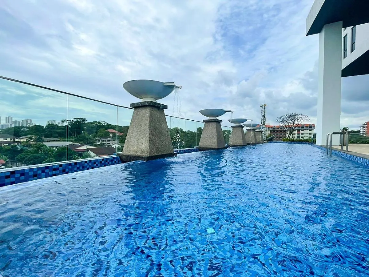 Ramada Suites By Wyndham The Straits Johor Bahru 0*,